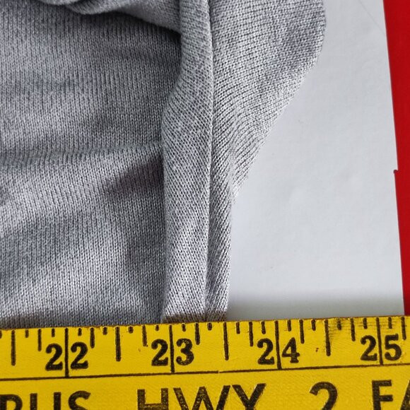 la Vie en Rose polar bears pullover women's size S grey with graphic design - Picture 10 of 11